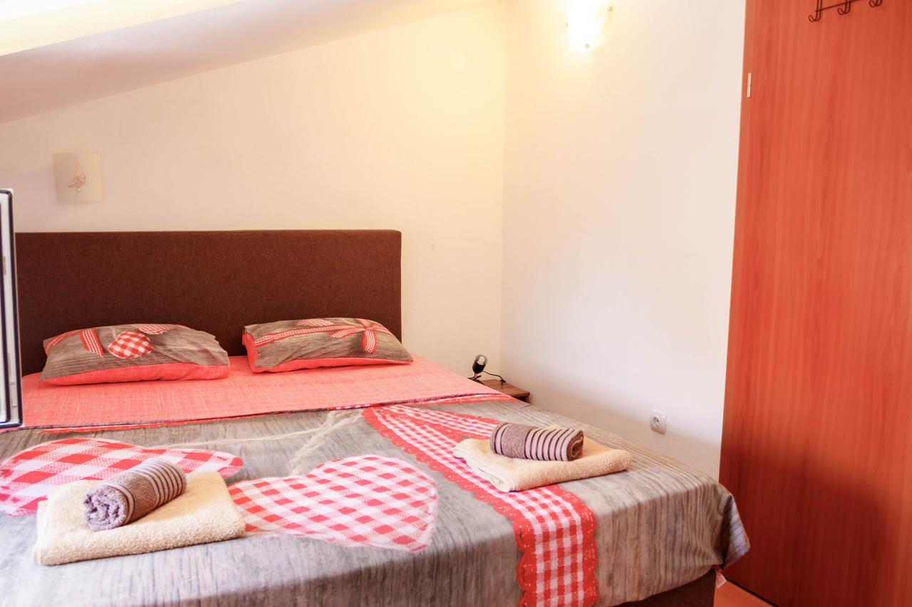تيفات Apartmani Petar المظهر الخارجي الصورة
